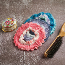 Load image into Gallery viewer, Knitted Cotton Scrunchies

